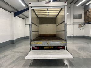 VB - 2022 Ford Transit Luton Box Van - Image 2