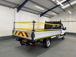 VB - 2022 Ford Transit Dropside Van - Image 4