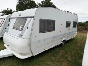 Hobby De Luxe Easy – Immaculate Family Caravan - Image 2
