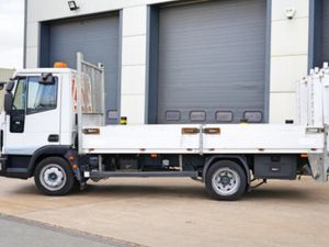 2010 IVECO ML100E-180 DROPSIDE WITH  FLIPTOE RAMPS - Image 4