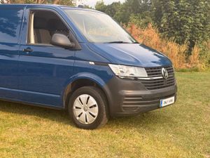 Volkswagen Transporter 2021 - Image 4