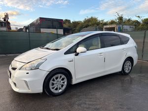 2013 Toyota Prius  Hybrid   Automatic - Image 4
