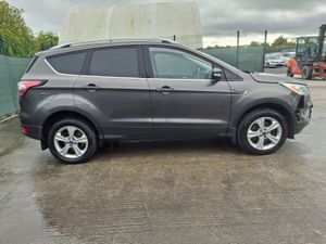 2017 Ford Kuga  Titanium Crew Cab - Image 4