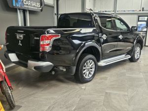 17 MITSUBISHI L200 BARBARIAN EDITION AUTO - Image 2