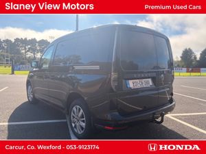 Volkswagen Caddy CARGO ED TDI 102HP MANUAL 6SPEED - Image 4