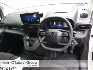 Opel Combo COMBO 19 KOMF L1H1-1.5 100BHP  D - Image 2
