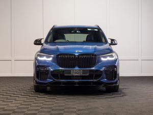 2023 BMW X5 X-Drive 30d M-Sport 2 Seat Commercial - Image 2
