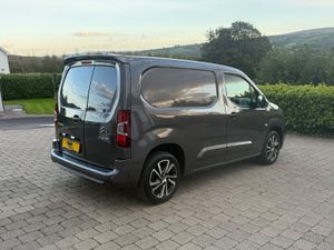 2023 Citroen Berlingo Enterprise Plus 100bhp - Image 4