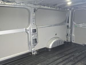 Ford Transit Custom 300 L2  FWD 2.0 EcoBlue 136ps - Image 4