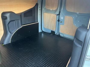 Ford Transit Courier 1.0 EcoBoost 125ps Limited - Image 4