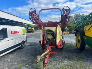 Hardi 4,000  litre sprayer - Image 2