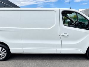 2021 Renault Trafic 2.0 Reverse Camera - Image 3