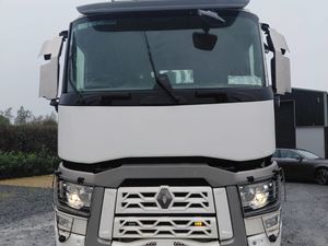RENAULT C440 2018 10x4 tipper - Image 3