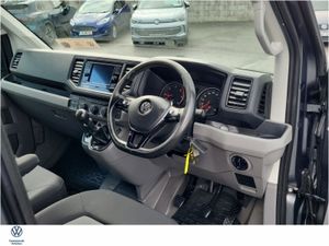 Volkswagen Crafter 4 MOTION HIGHLINE 35 MWB 177BHP - Image 3