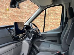 Ford Transit 350 Limited L3 H2 LWB Medium Roof FWD - Image 3