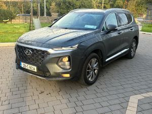 2020 Hyundai santafai top spec - Image 2