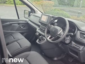 Renault Trafic LL30 Extra Sport 150bhp - Image 4