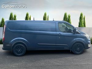 Ford Transit Custom TRAIL LWB 2.0TDCi - Image 3
