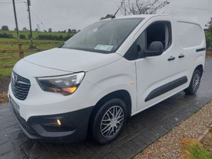 OPEL COMBO 202' 1.5 DSL - Image 3