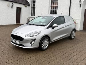 2020 (202reg) Ford Fiesta Van Trend - Image 3