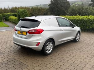 2020 (202reg) Ford Fiesta Van Trend - Image 4