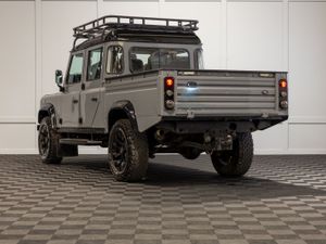 172 Land Rover Defender 130 Utility 5 Seat N1 - Image 4