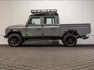 172 Land Rover Defender 130 Utility 5 Seat N1 - Image 3