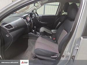 Mitsubishi L200 2.2 DI-D DOUBLE CAB INTENSE - Image 4