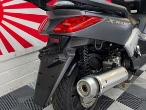 2014 Yamaha X max - Image 3