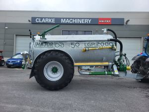 New Major 2000gal Tank c/w Rain Gun & T piece - Image 2