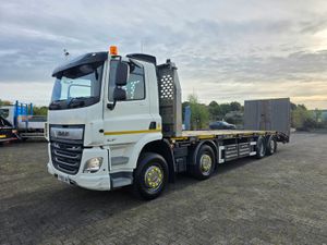 2020 DAF CF410 8X2 rear steer with 33ft beavertail - Image 3