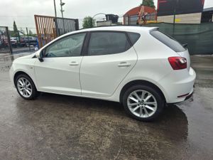 162 Seat Ibiza  1.4 Tdi Very Light Damage - Image 4