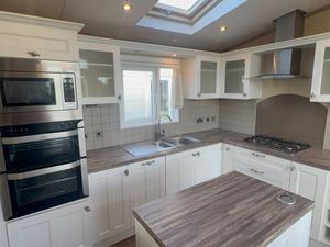 🔥🏡 THE ABSOLUTE CREAM OF THE CROP! 🏡🔥  😍 PEMB - Image 2