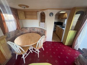 🚨🏡 LOW-BUDGET MOBILE HOME JUST ARRIVED! 🏡🚨  💥 - Image 4