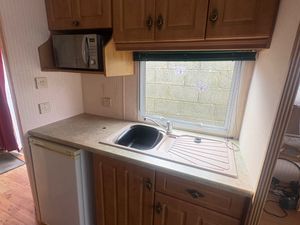 🏡🔥 WILLERBY SALISBURY – RARE 28 x 10 SIZE! 🔥🏡 - Image 4