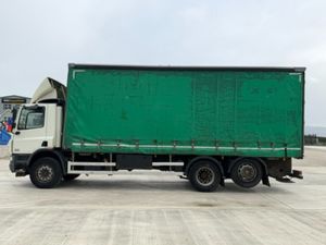 2011 DAF CF75 310 6X2 CURTAIN WITH MOFFETT KIT - Image 4