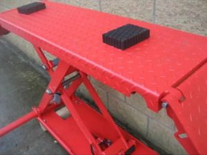 Taranto 3 Ton Mid Rise Scissor Portable Automotive - Image 3