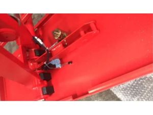 Taranto 3.5 Ton Mid Rise Scissor Mobile Car Lift - Image 3