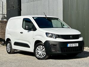 Peugeot Partner 2022 high spec immaculate - Image 2