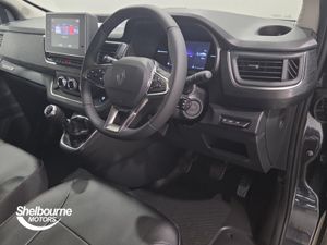 Renault Trafic LL30 Blue dCi 150 Graphite Edition - Image 4