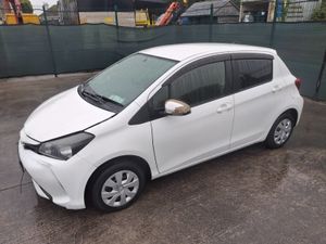 142 Toyota Vitz  1.0 Petrol  Automatic - Image 2