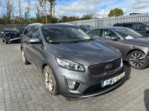 17 Sorento Platinum 2.2 Diesel 7 seats 270kmStarts - Image 2
