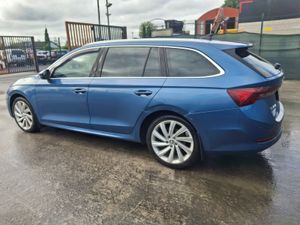 212 Skoda Octavia  Estate  C Style Automatic - Image 4