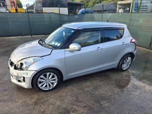 2015 Suzuki Swift  1.3 Petrol  Automatic - Image 4