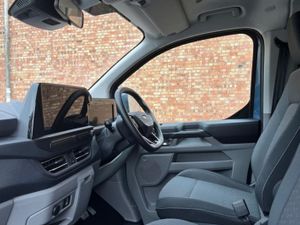 Ford Transit Custom 340 Limited AUTO L2 LWB 9 Seat - Image 3
