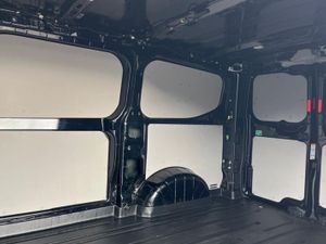 Ford Transit Custom 300 Limited L1 SWB FWD 2.0 Eco - Image 4