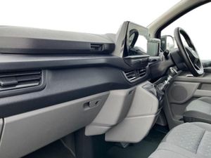 Ford Transit Custom 300 Limited L1 SWB FWD 2.0 Eco - Image 3