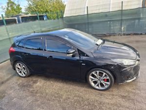 2017 Ford Focus  ST Line  120 bhp  1.5 Diesel - Image 2