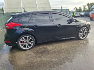2017 Ford Focus  ST Line  120 bhp  1.5 Diesel - Image 3