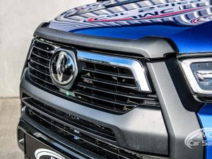 2024 TOYOTA HILUX INVINCIBLE NO VAT - Image 3